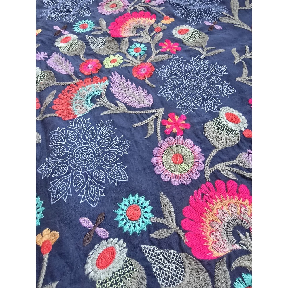 Soft Surroundings Embroidered Tunic Top Navy Floral 3/4 Bell Sleeves Boho S - Picture 7 of 10